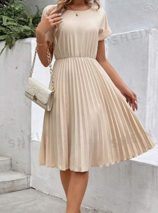 Women's pleated midi dress with elasticated waistband and short sleeves, size