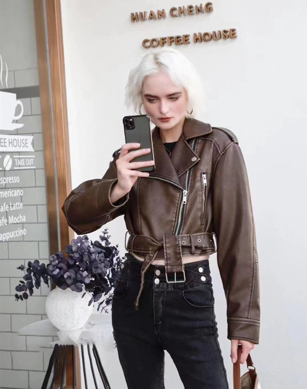 Valenzora | Short leather jacket for women