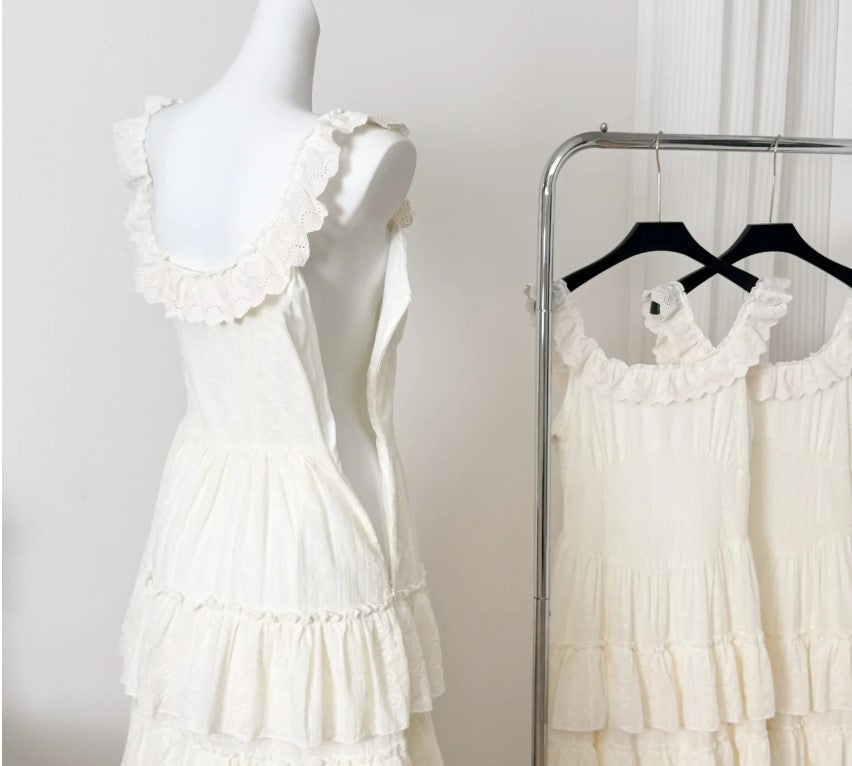Valenzora | Elegantes ärmelloses Rüschen-Kuchenkleid