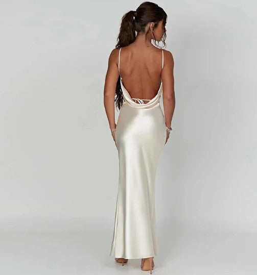 Valenzora | Weißes Satin-Maxikleid mit Spaghettiträgern