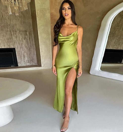 Valenzora | Weißes Satin-Maxikleid mit Spaghettiträgern