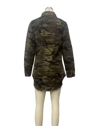 Valenzora | Camouflage Jacket with Versatile Pockets and Button Closure