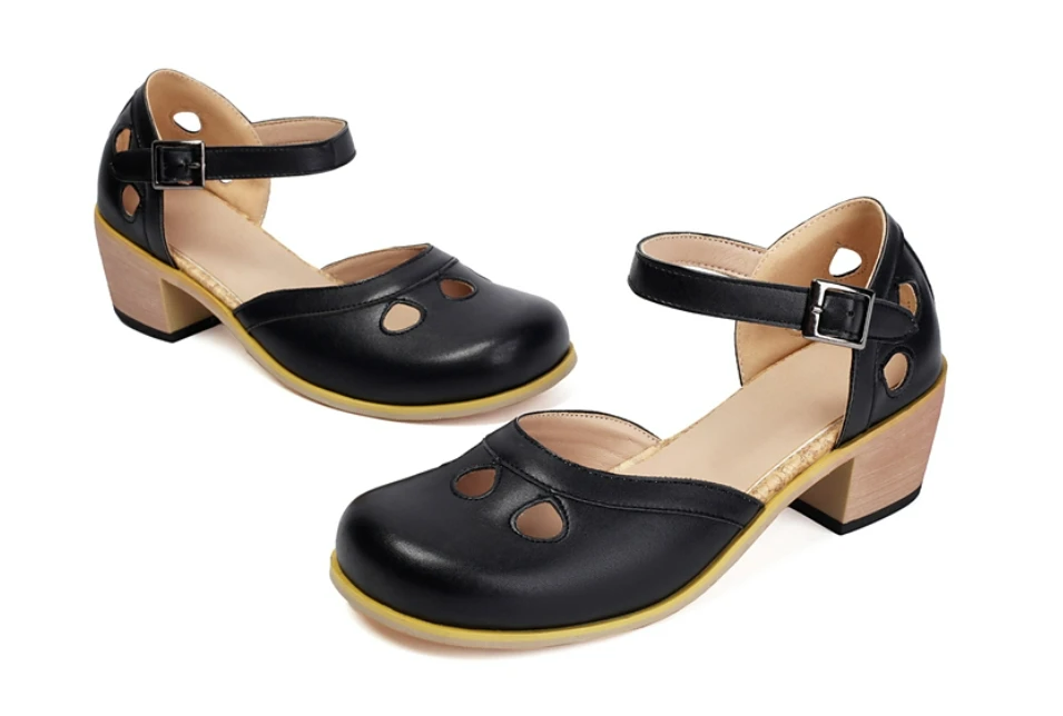 Valenzora | Orthopedic sandals with low heels