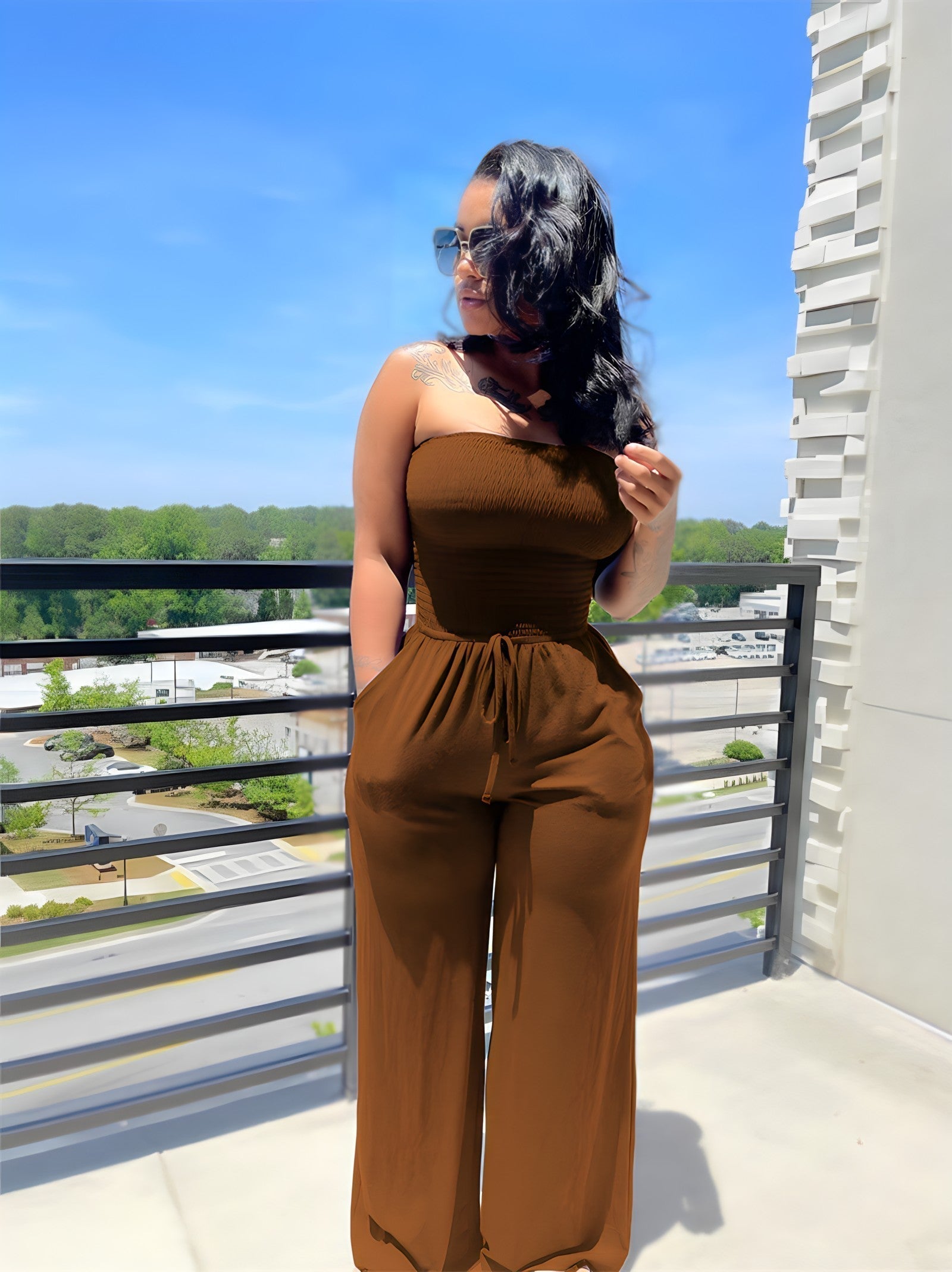 Jumpsuit without shoulders