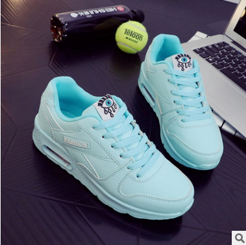 Valenzora – Rutschfeste klobige Freizeitschuhe für Damen