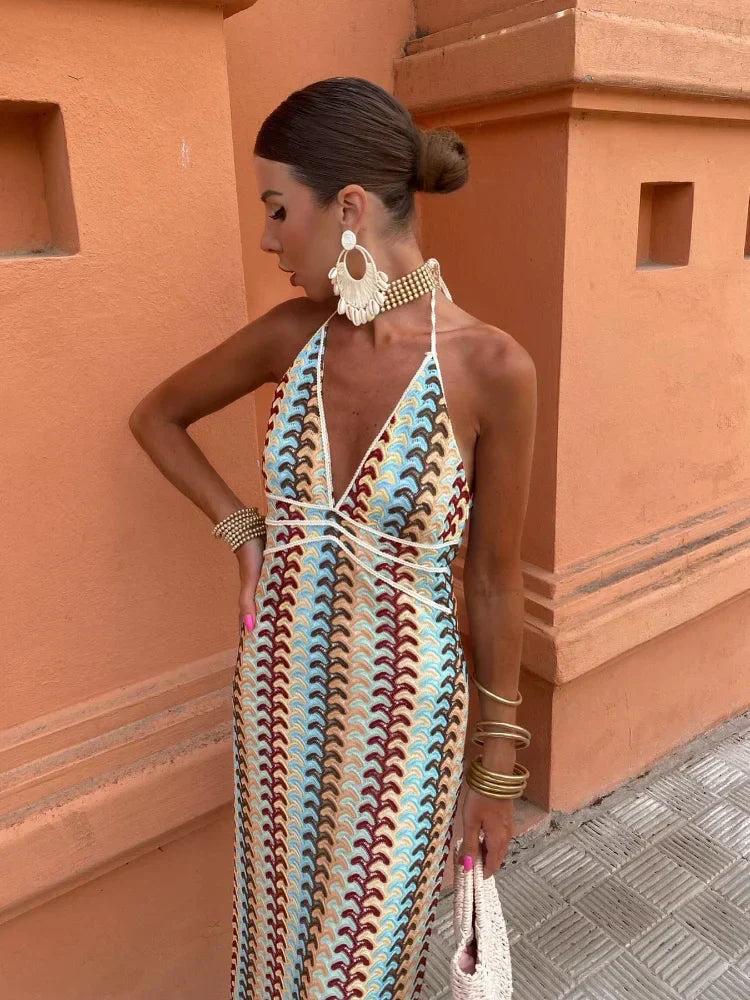 Valenzora | Sleeveless dress with V-neck
