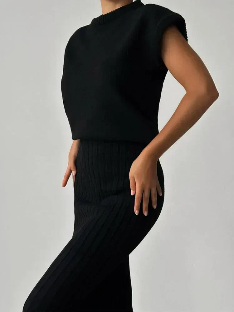 Valenzora - Women's Set - Sleeveless top and long skirt, stylish and versatile