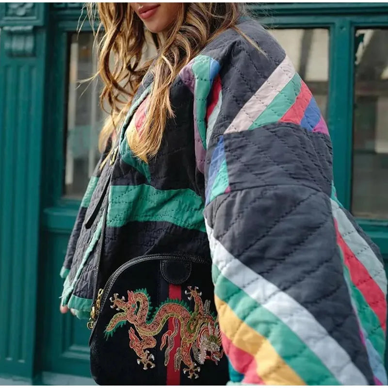 Valenzora | Gepolsterte Kimono-Jacke mit Regenbogenstreifen
