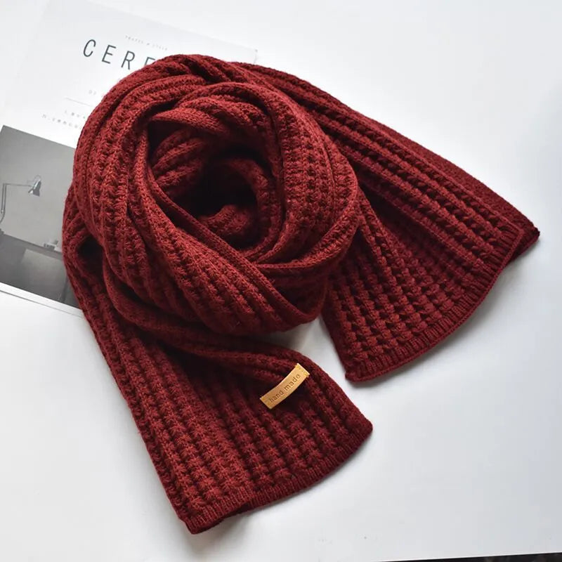 Valenzora | Kuscheliger Schal aus gestrickter Wolle