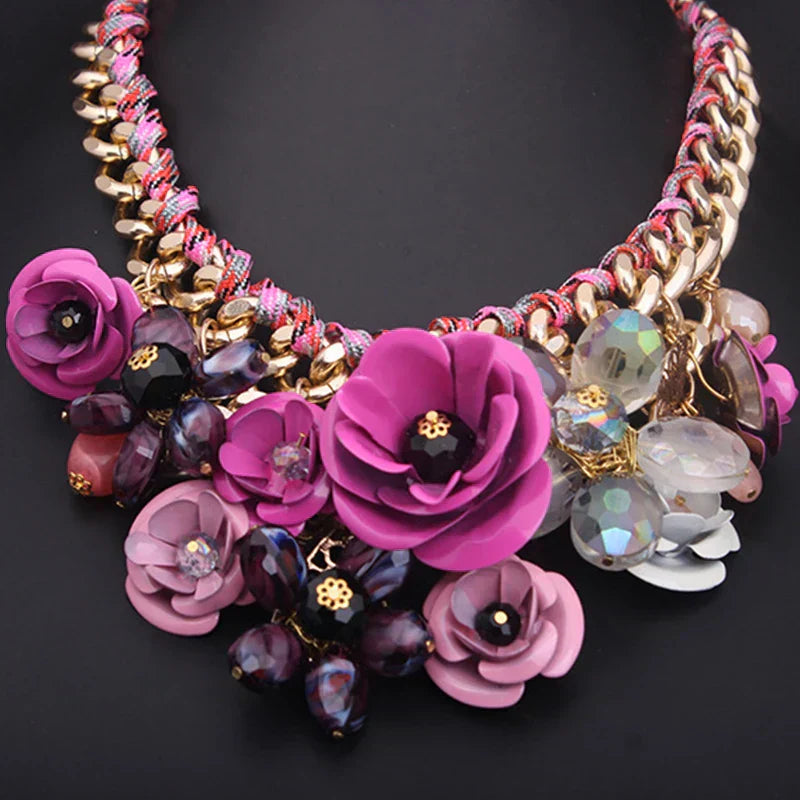 Valenzora | Vintage-Schmuck Elegante Abschlussball-Party Schönheitswettbewerb Hochzeitsgeschenk Blumen-Blüten-Chunky Statement-Halskette für Damen Accessoires