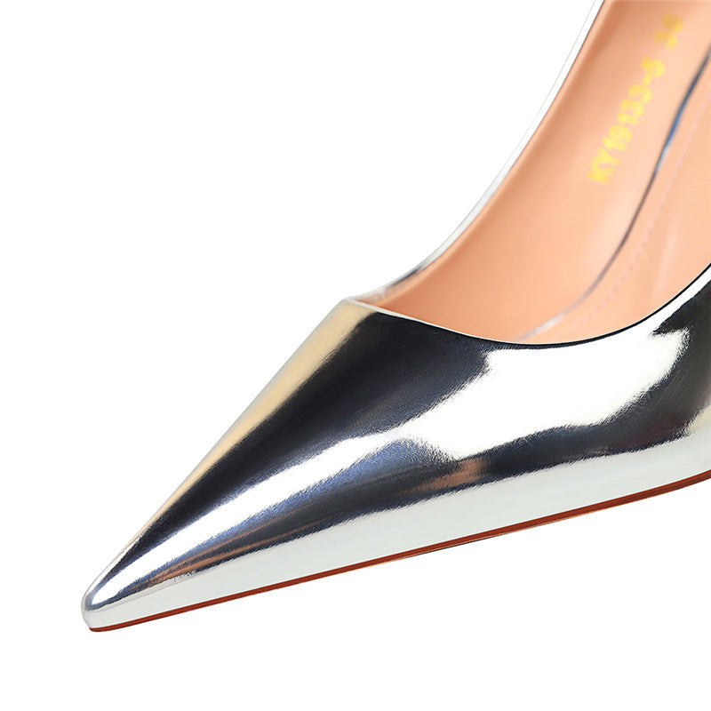 Valenzora | Metallic Heels with Pointed Toe