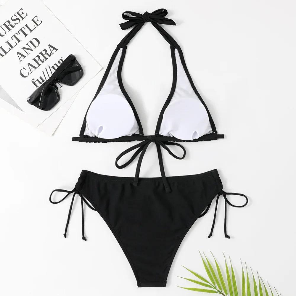 Valenzora - Elegant triangle bikini in black