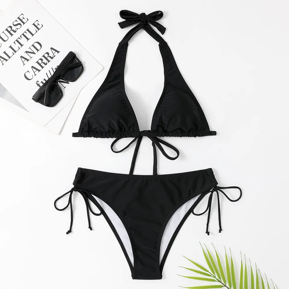Valenzora - Elegant triangle bikini in black