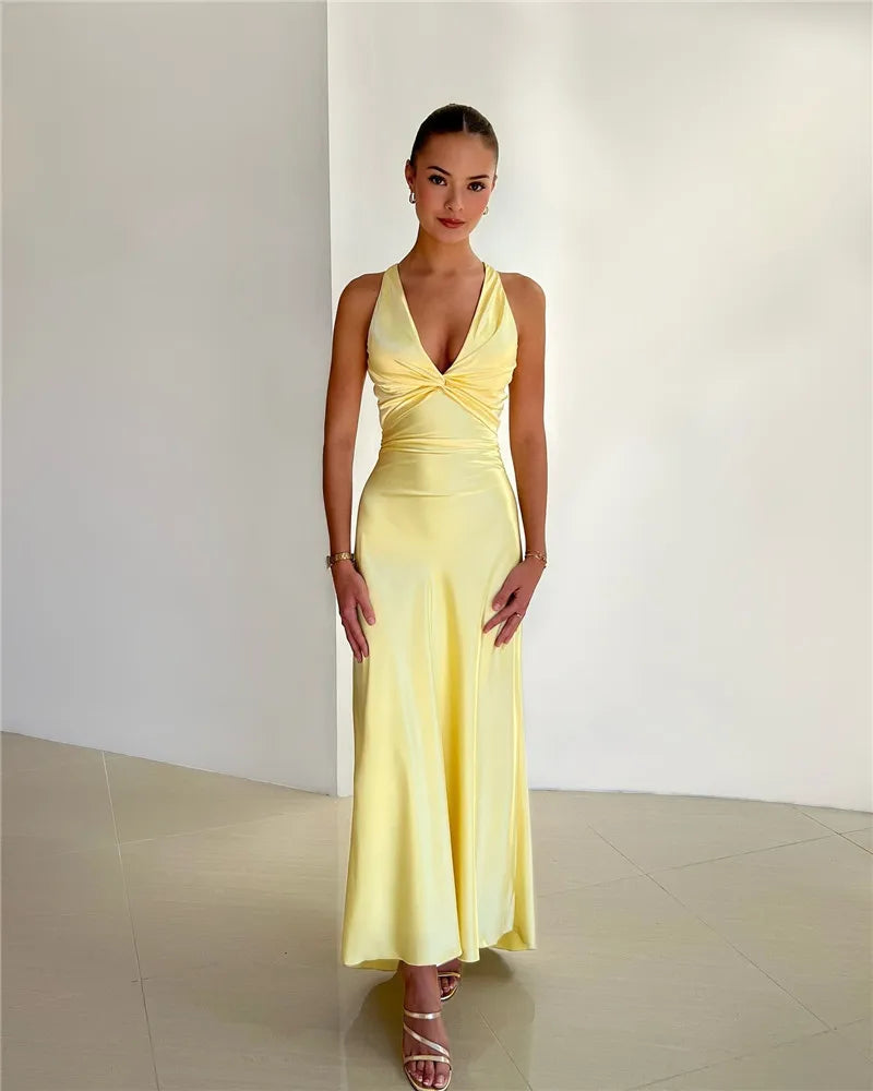 Valenzora | Bow Backless Evening Maxi Dress