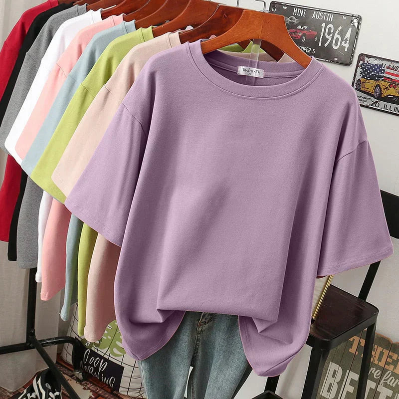 Valenzora | Cozy cotton basic T-shirt in plus sizes for women