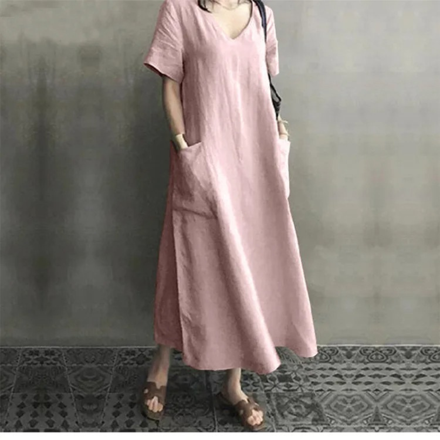 Valenzora | Schlankes, bequemes Leinenkleid mit V-Ausschnitt