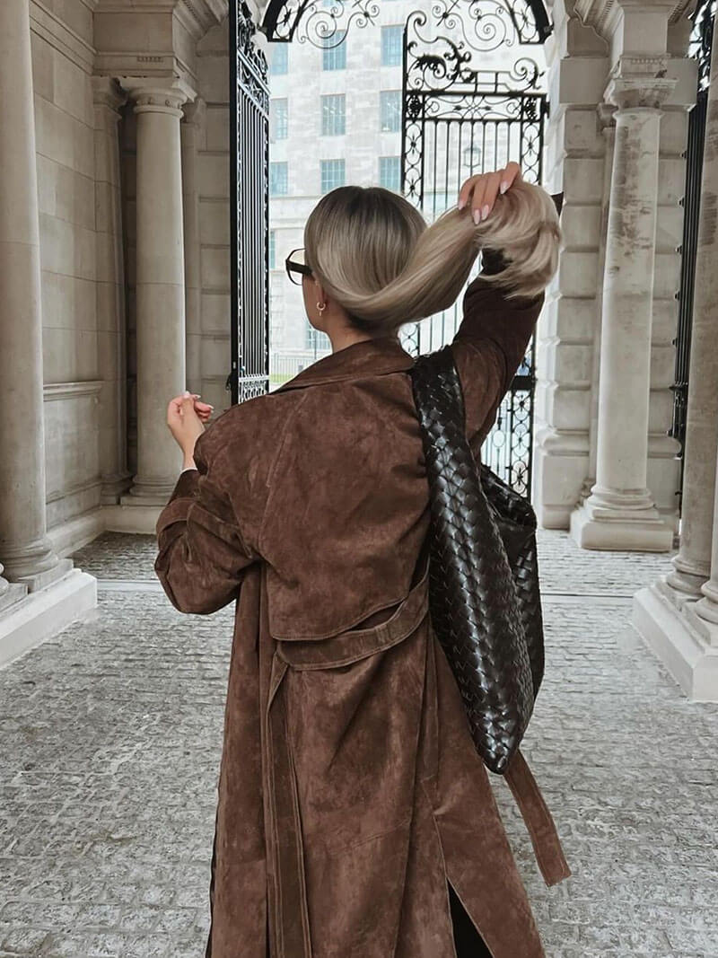 Valenzora | Zeitloser Wildleder-Trenchcoat für elegantes Flair