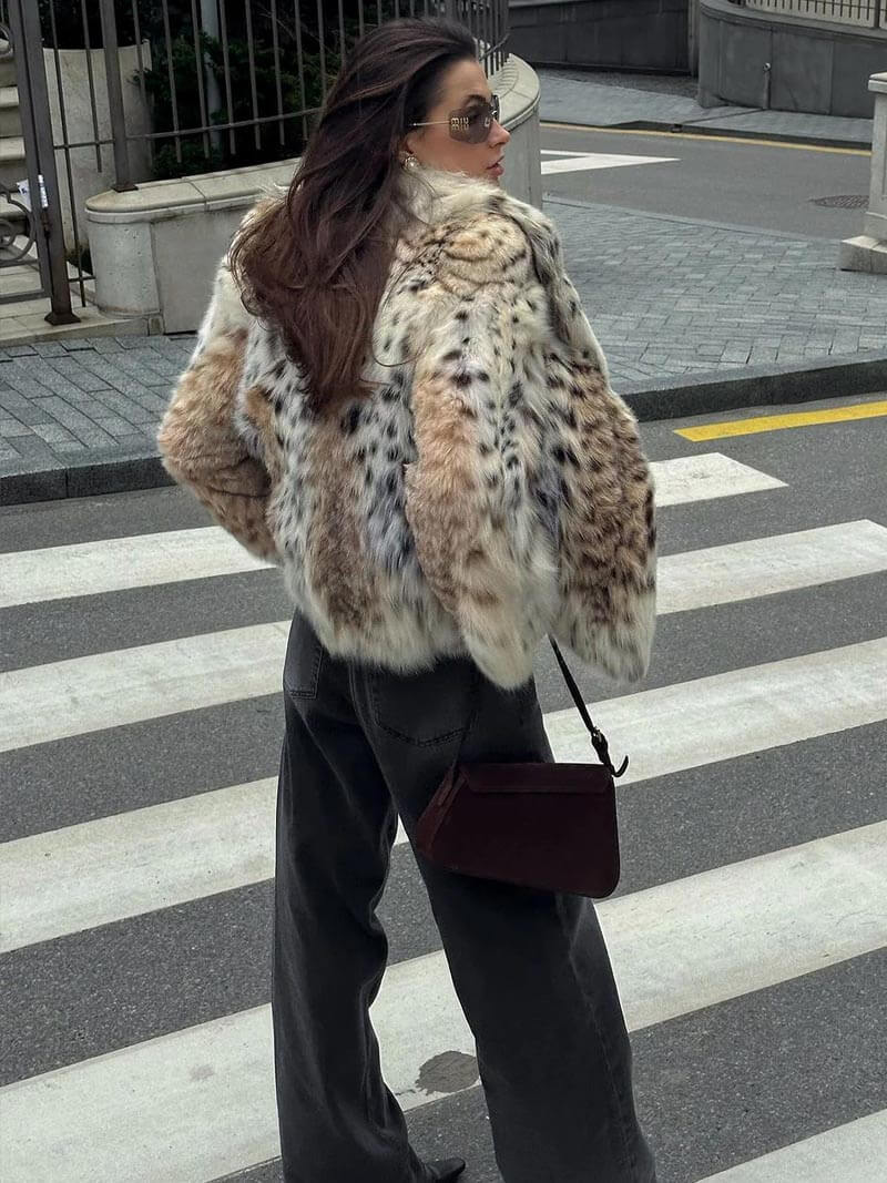 Valenzora | Leopard print fur jacket