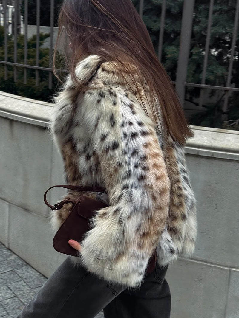 Valenzora | Leopard print fur jacket