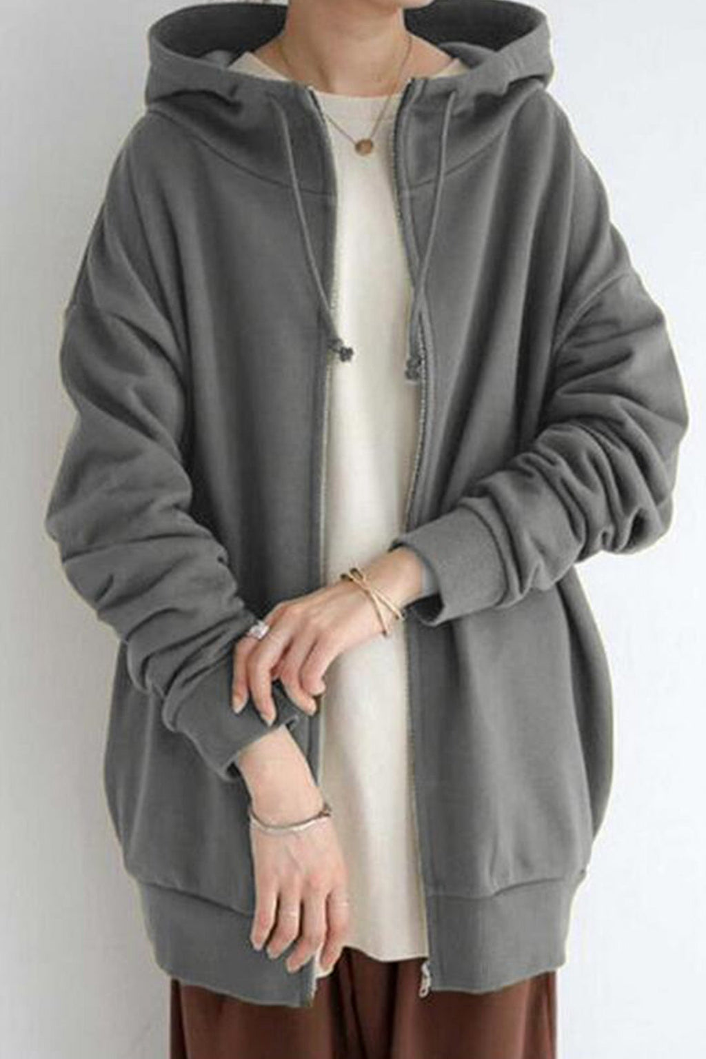 Valenzora Tailor-made and elegant hoodie