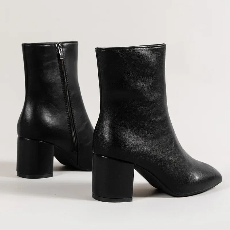 Valenzora | Salomé Stylish Ankle Boots with Block Heel