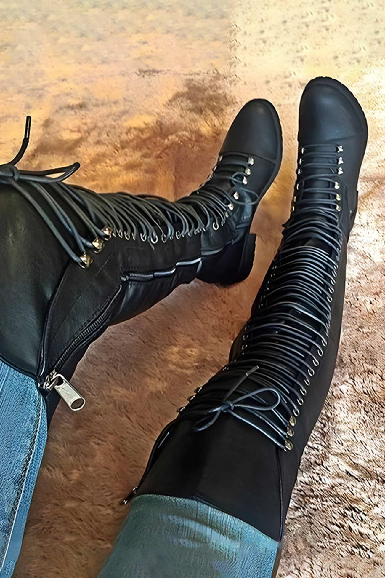 Valenzora | Over-the-knee boots with laces