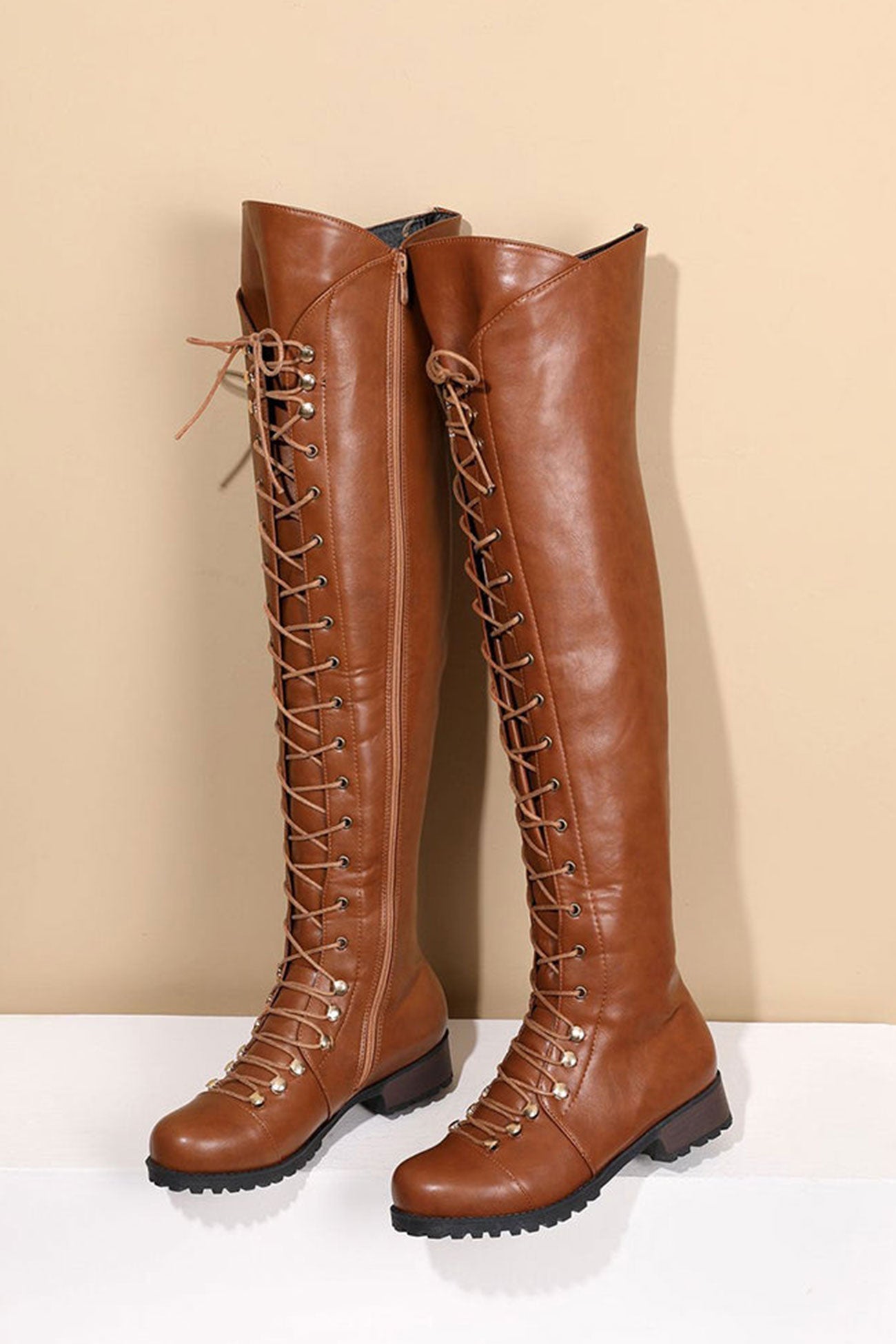 Valenzora | Over-the-knee boots with laces