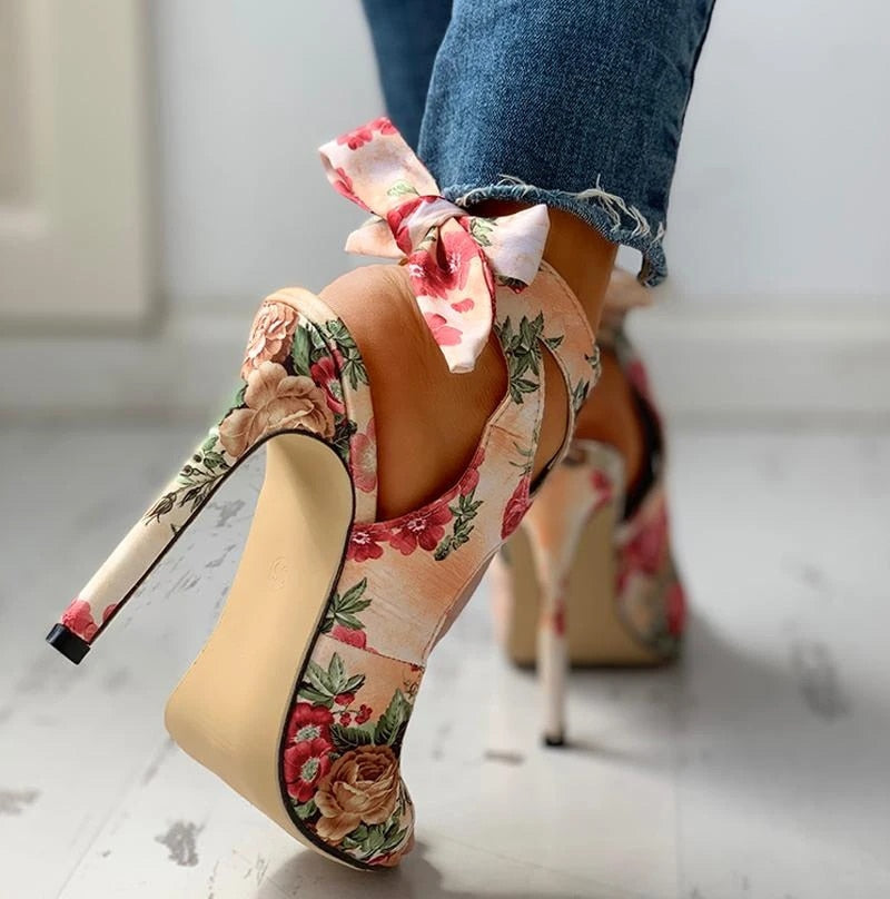 Valenzora | Buckle Me In Heeled Sandals
