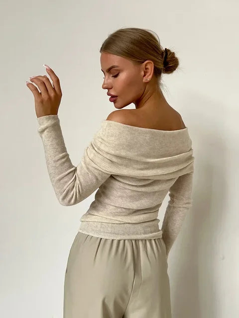 Valenzora - Off Shoulder Pullover