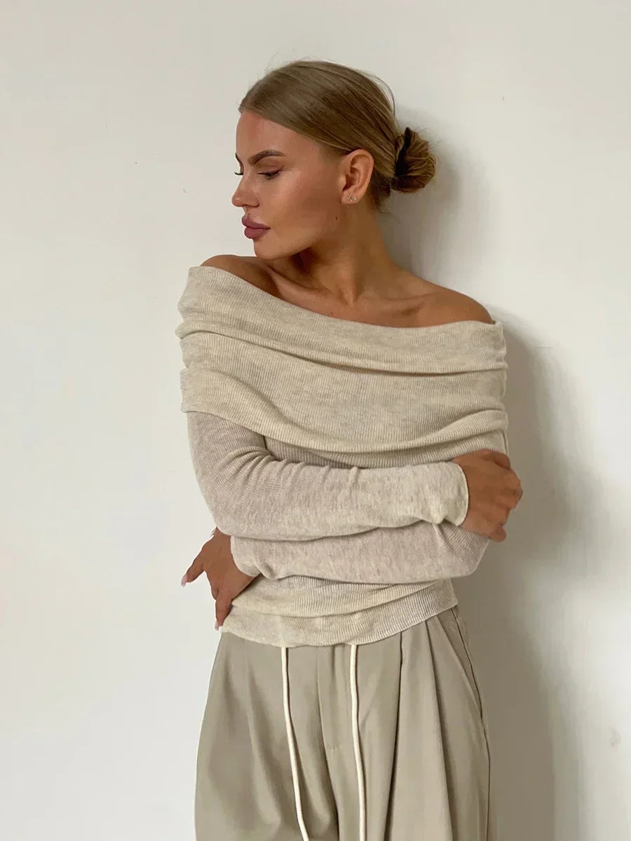 Valenzora - Off Shoulder Pullover