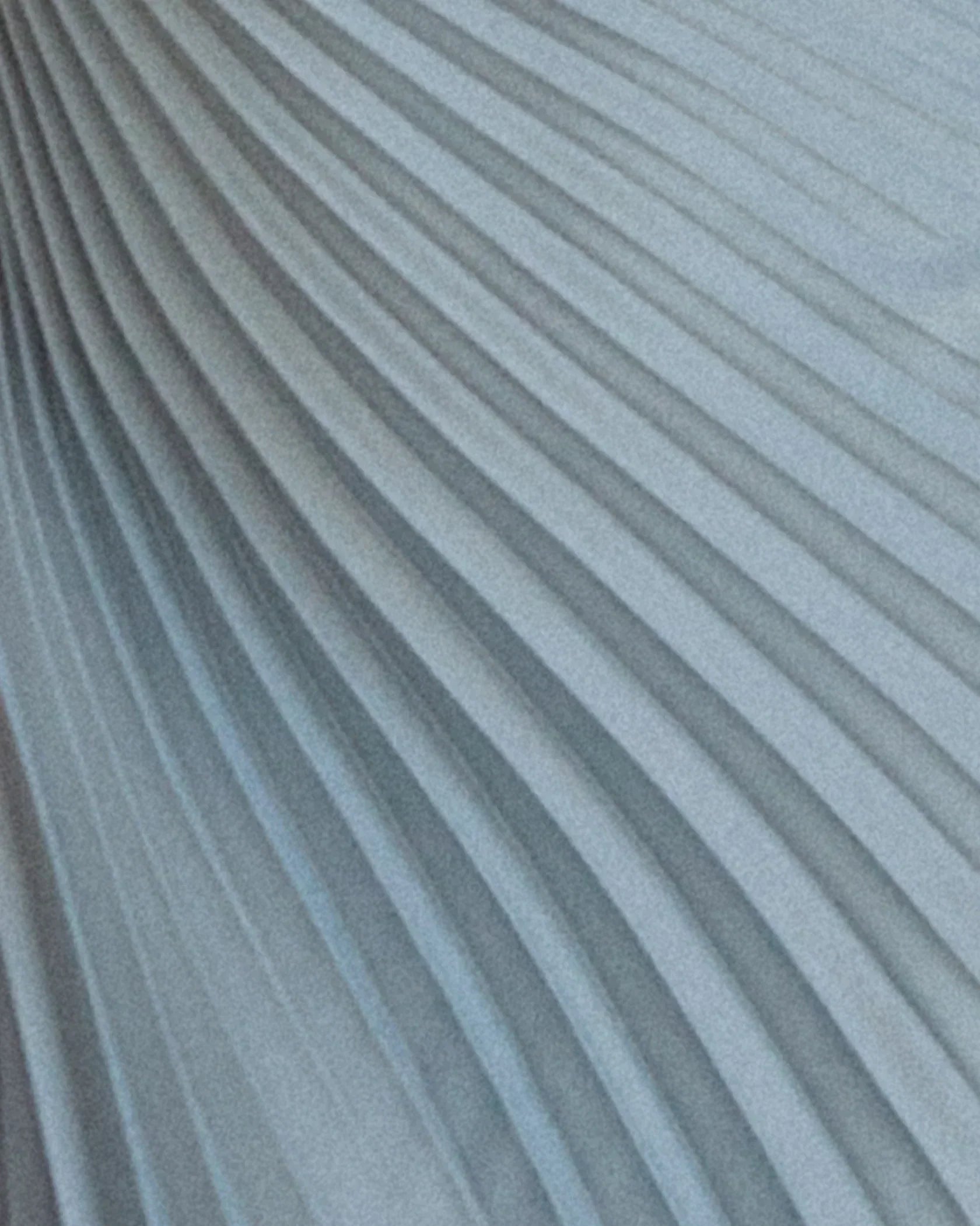 Valenzora | Pleated one-sleeve dress