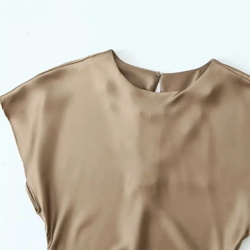 Sophia™ - Elegant satin midi dress