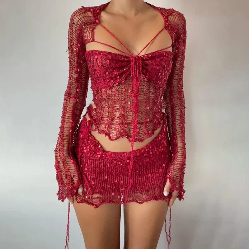 Valenzora Two-piece long-sleeved sequined knit top with neckline and bodycon skirt