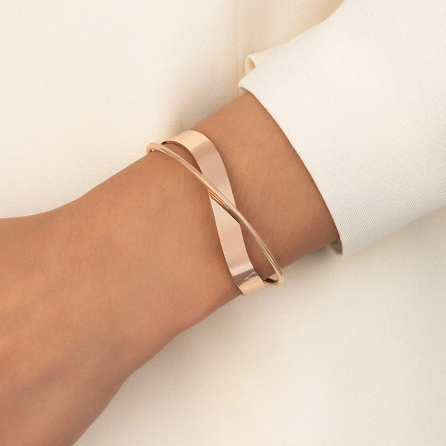 Valenzora | Goldfarbenes Mix-and-Match-Armband