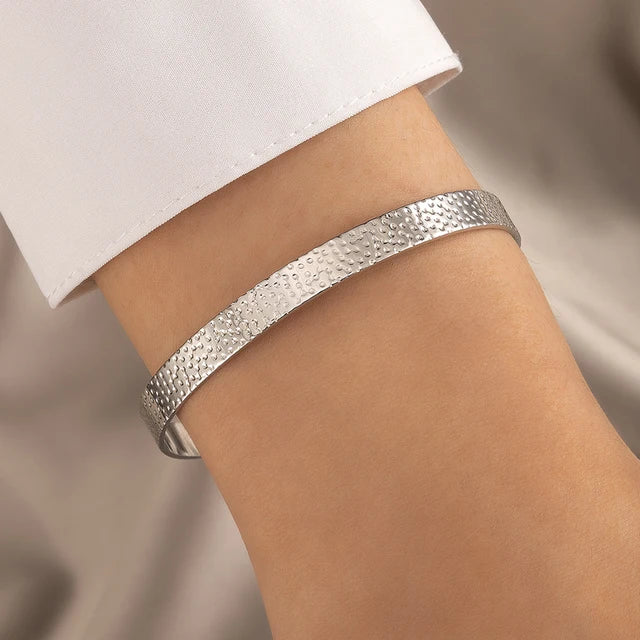 Valenzora | Goldfarbenes Mix-and-Match-Armband