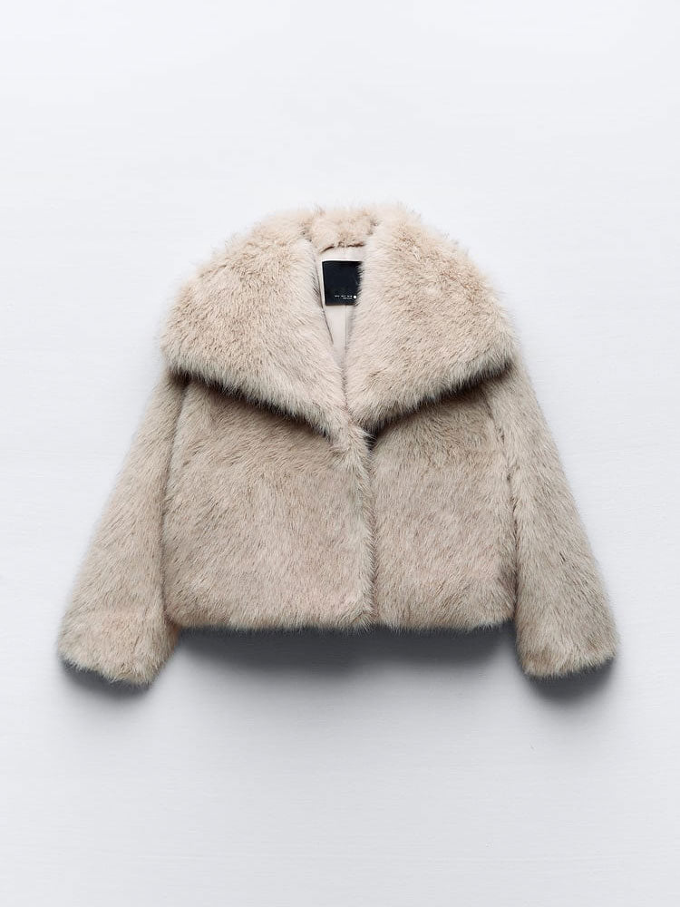Valenzora | Warme Felljacke für Damen in stilvollem Design