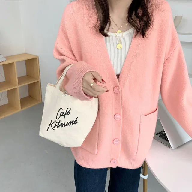 Casual cardigans with a V-neck and long sleeves
