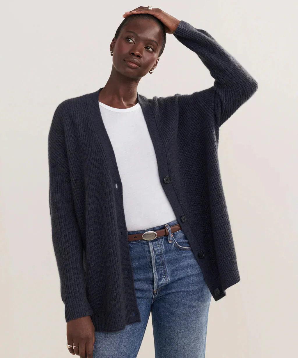 Valenzora | Oversized women's cashmere cardigan with V-neck and buttons