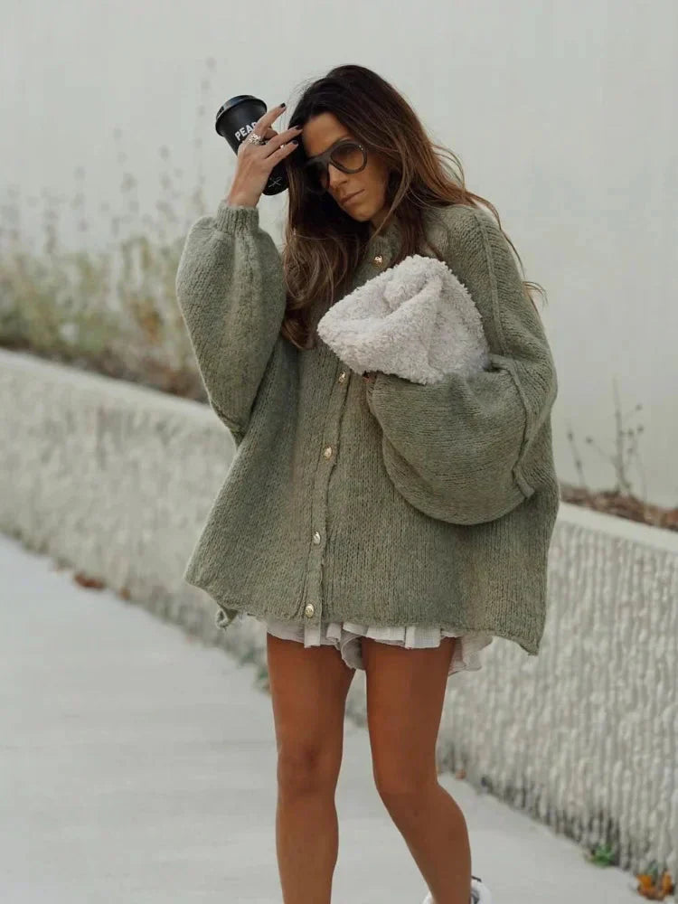 Valenzora | Oversized Cardigan Warm, loose-fitting, chunky knit women's jacket