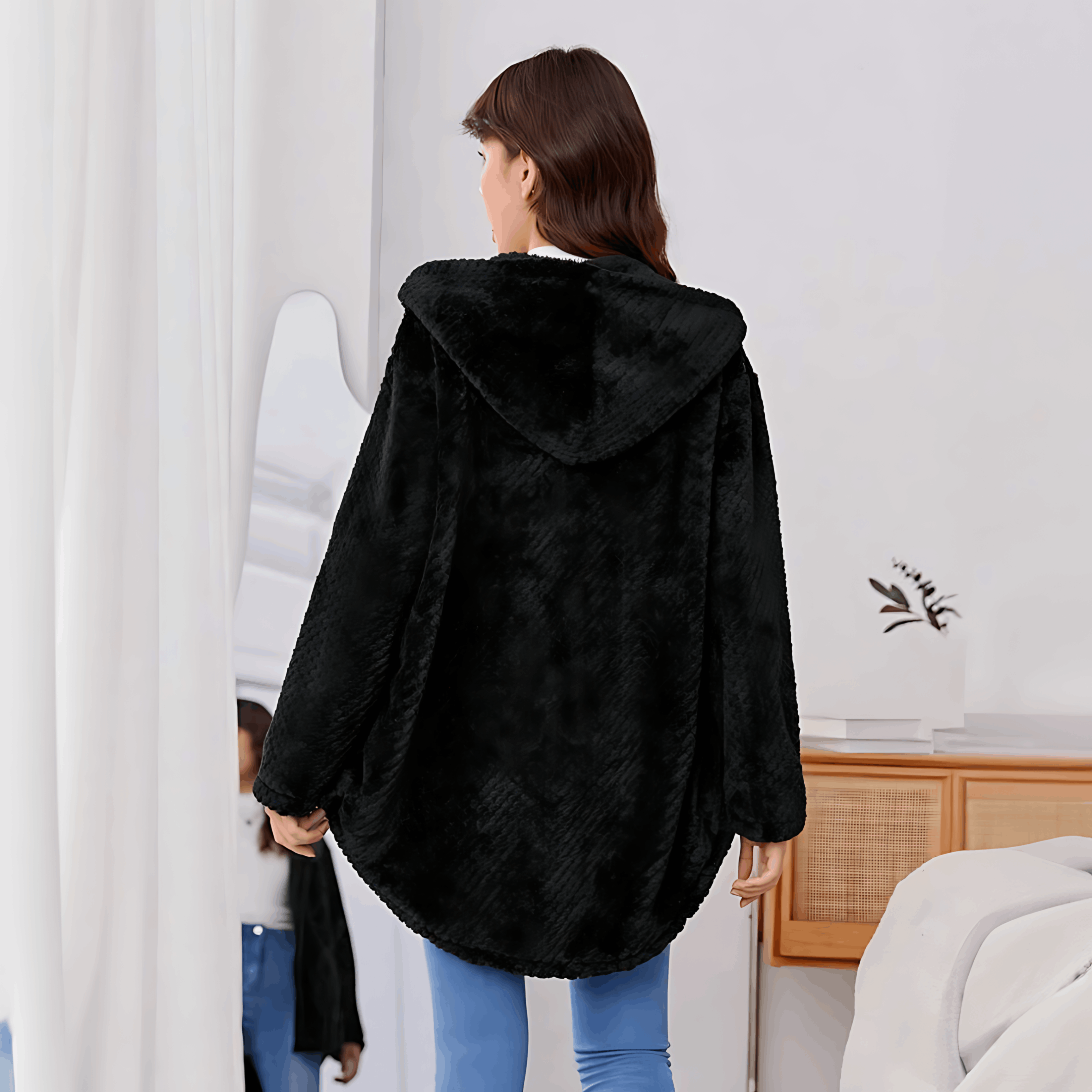 Valenzora | Warm cardigan with soft lining and hood for women