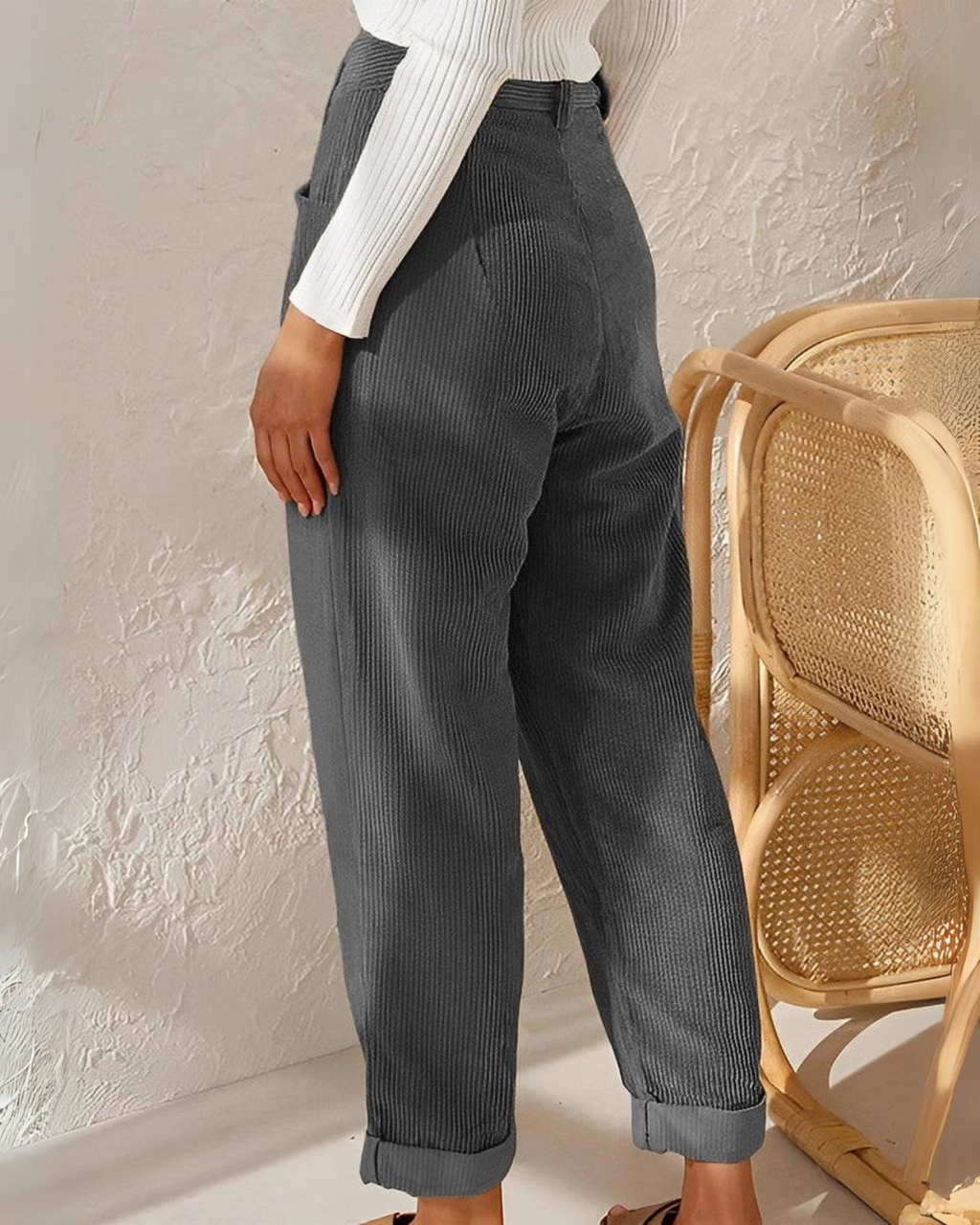 Valenzora - Comfortable corduroy trousers