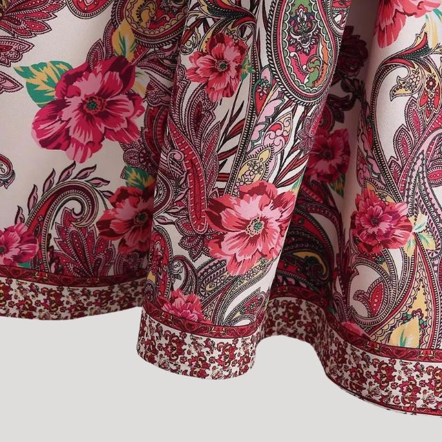 Valenzora | Midikleid mit Kaschmir-Haptik und Taillengürtel