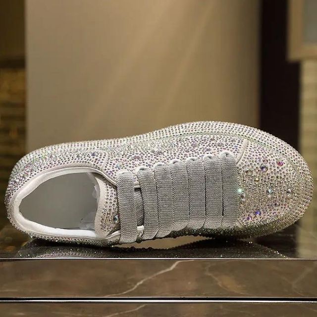 Valenzora | Luxury sports shoes with crystals
