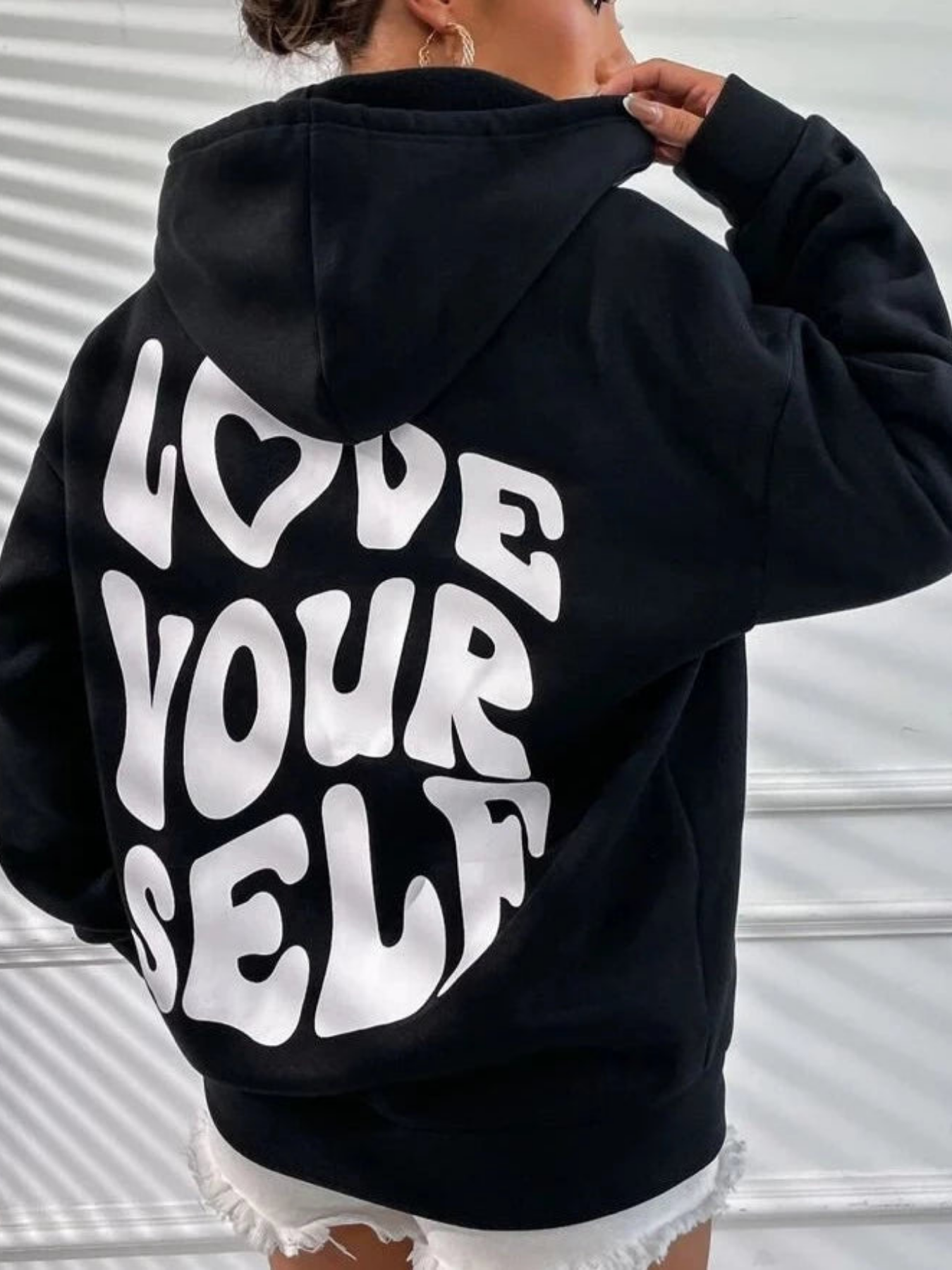 Valenzora | Casual Oversized Hoodie with "Love"