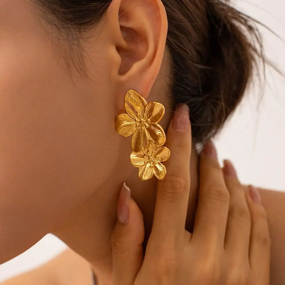 Elle™ - Hypoallergenic Vintage Flower Pins, 18k Gold Plated
