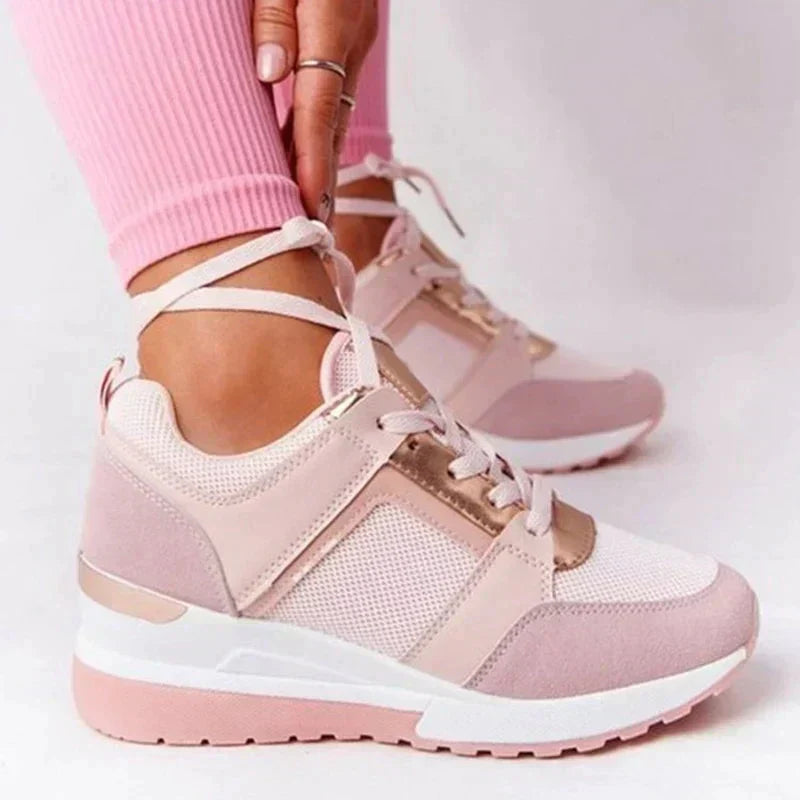 Valenzora | Orthopedic, fashionably flared sneakers with a glossy finish