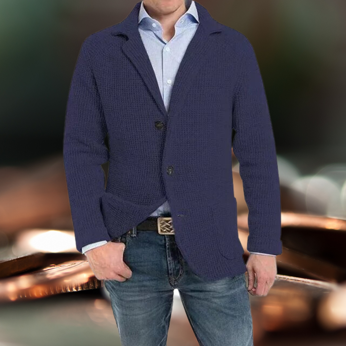 Long-sleeved blazers with turned-up collars; long-sleeved coats