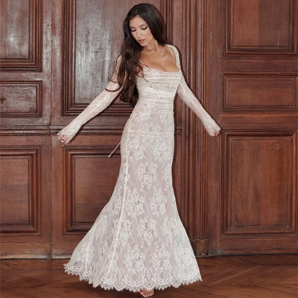 Valenzora | Elegantes Maxikleid aus Spitze mit langen Ärmeln und eckigem Ausschnitt für formelle Anlässe
