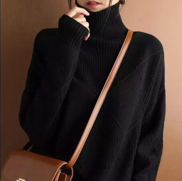 Valenzora Hannover - Loose roll-neck cardigan