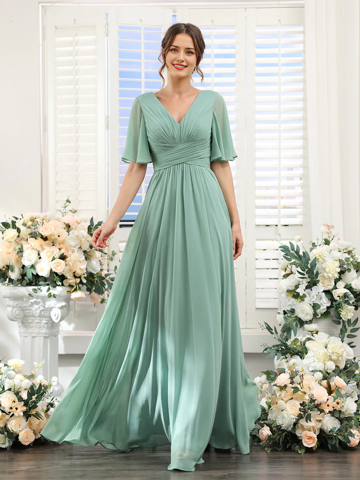 Kleid | Fließendes Chiffonkleid mit V-Ausschnitt für Damen